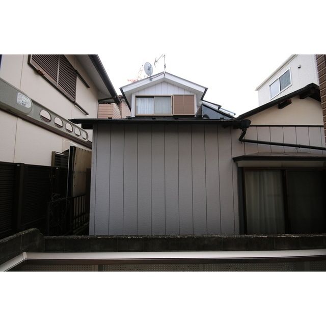 �y���]�z�@