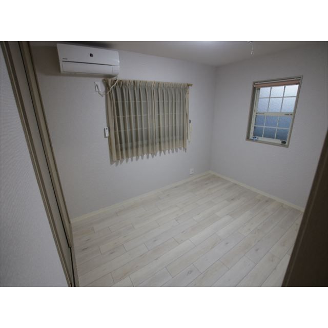 �y���̑������E�X�y�[�X�z�@