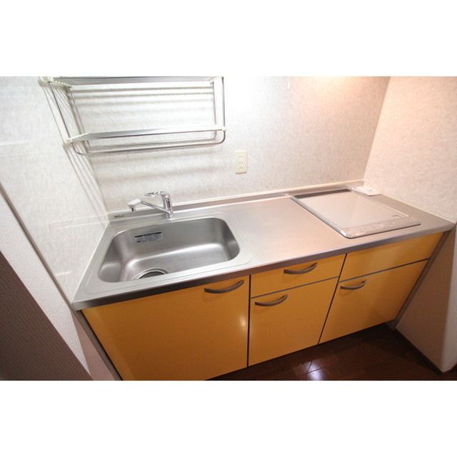 �y�L�b�`���z�@