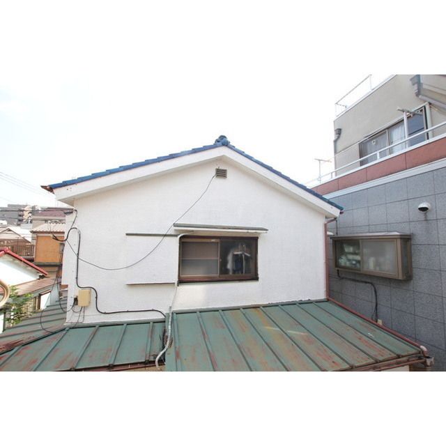 �y���]�z�@