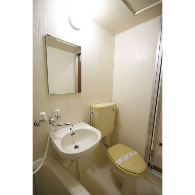 �y�g�C���z�@