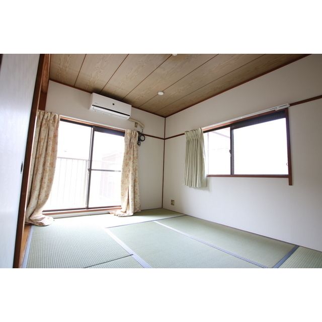 �y�����E���r���O�z�@��ʍ̌��̘a��