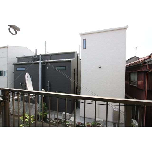 �y���]�z�@�l�ڂɕt���ɂ���2�K