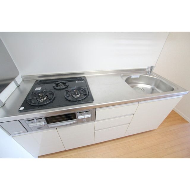 �y�L�b�`���z�@