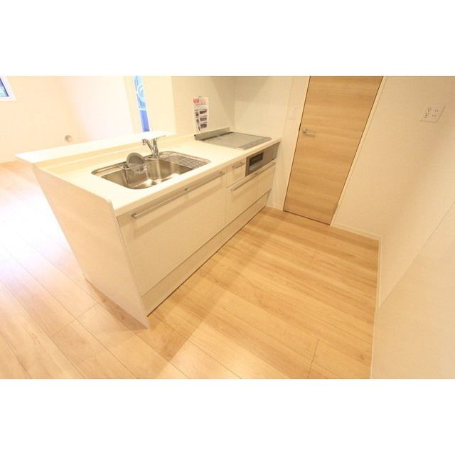 �y�L�b�`���z�@