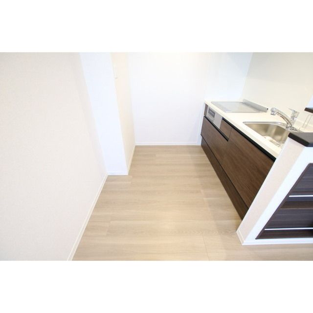 �y�L�b�`���z�@