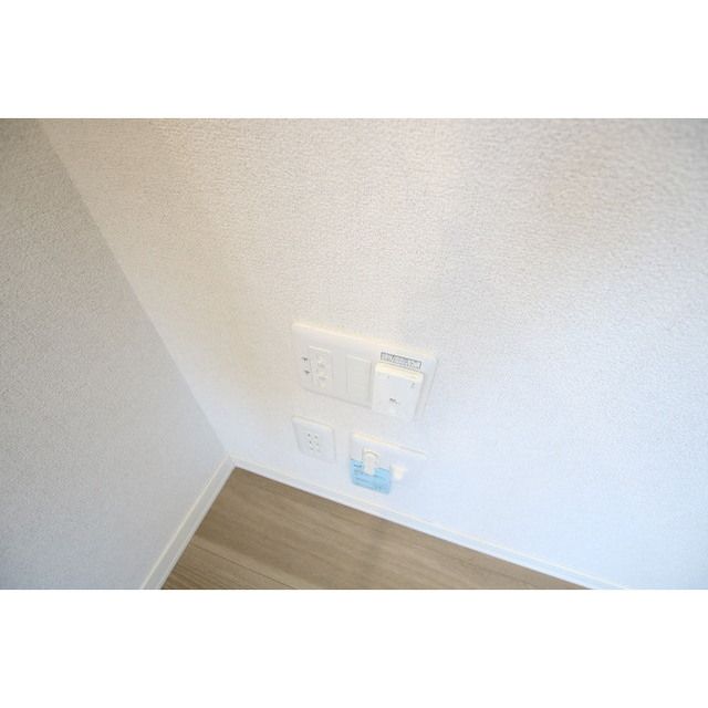 �y���̑��ݔ��z�@