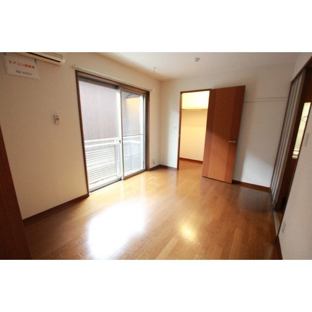 �y�����E���r���O�z�@��6.4���̗m��