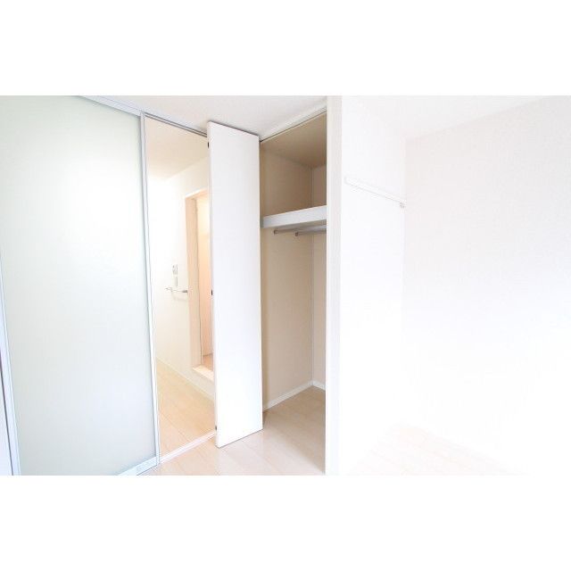 �y���[�z�@�l�C�̃N���[�[�b�g�t�ł���