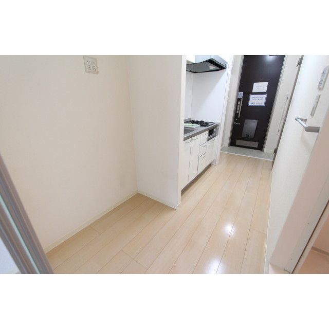 �y�L�b�`���z�@