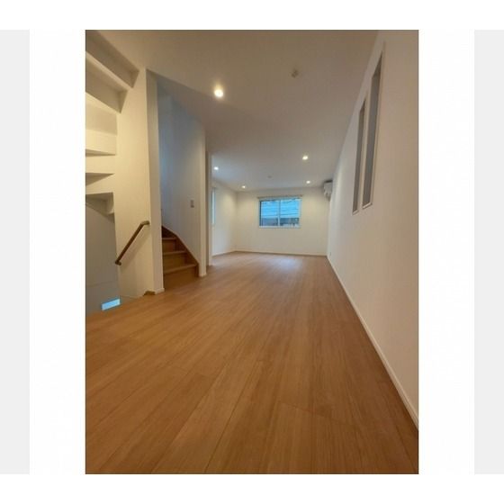 �y�����E���r���O�z�@