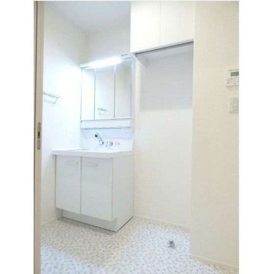 �y���ʏ��z�@