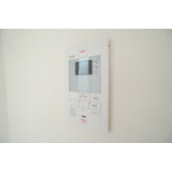 �y�Z�L�����e�B�z�@���j�^�[�t���C���^�[�z��