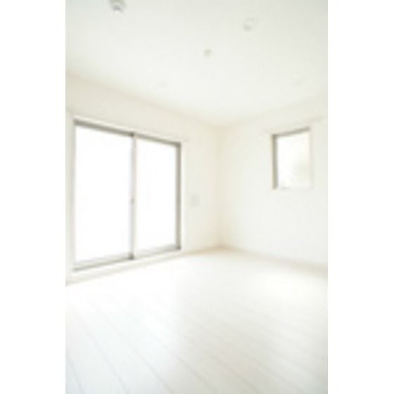 �y�����E���r���O�z�@