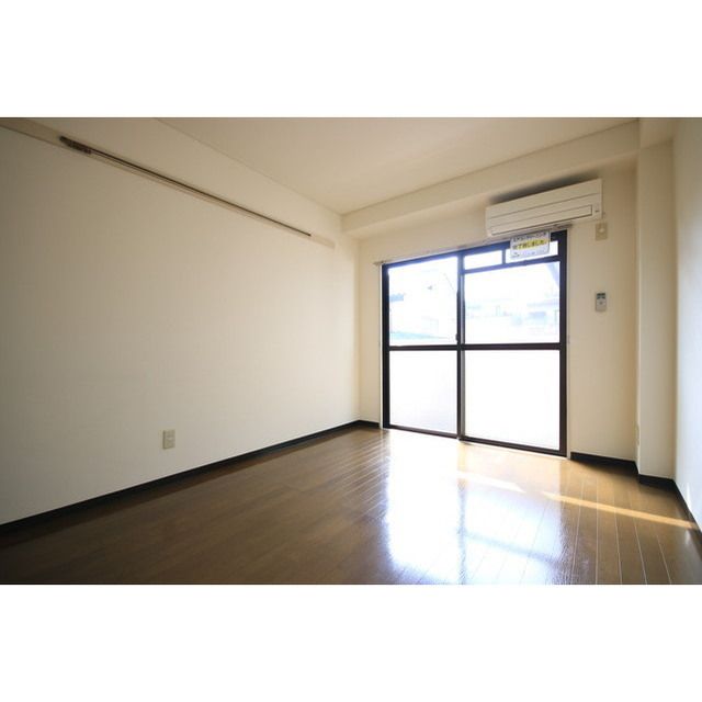 �y���̑������E�X�y�[�X�z�@