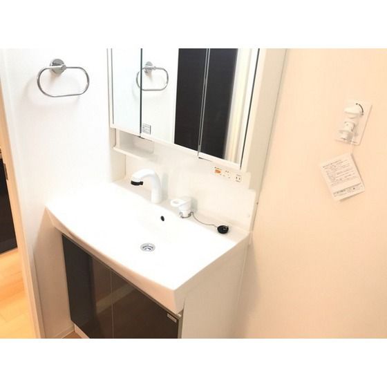 �y���ʏ��z�@