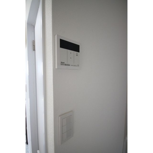 �y���̑��ݔ��z�@