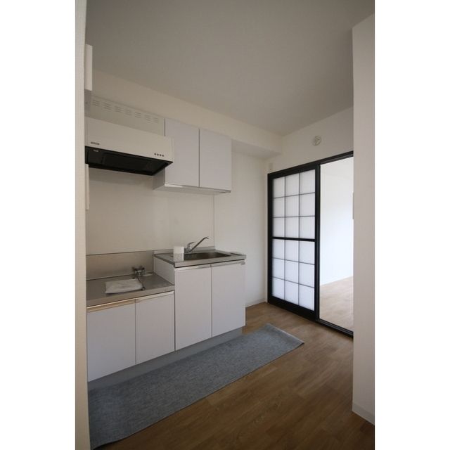 �y�L�b�`���z�@