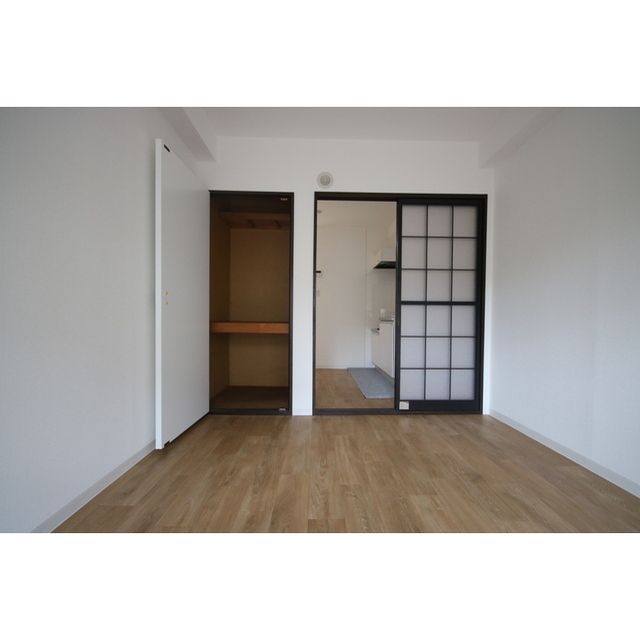 �y���[�z�@