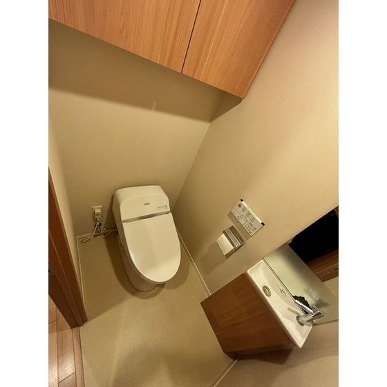 �y�g�C���z�@