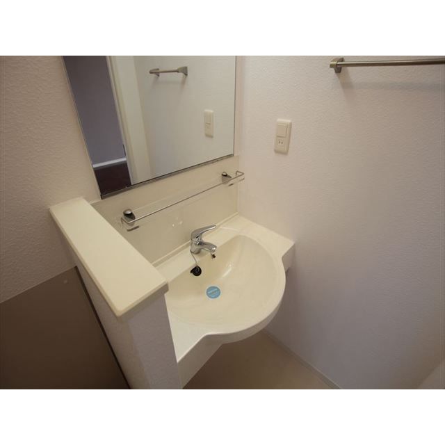 �y���ʏ��z�@���l�C�̓Ɨ����ʑ䁚