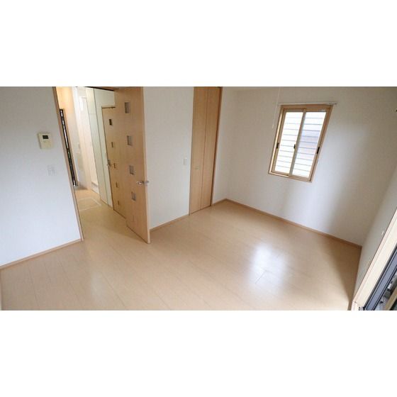 �y�����E���r���O�z�@