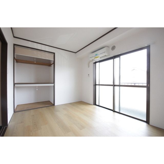 �y�����E���r���O�z�@�m���Ƀ��t�H�[���ς݁�