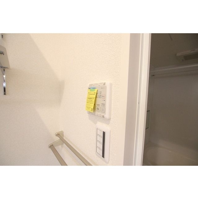 �y���̑��ݔ��z�@