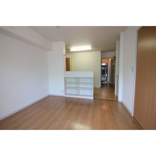 �y�����E���r���O�z�@