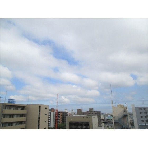 �y���]�z�@
