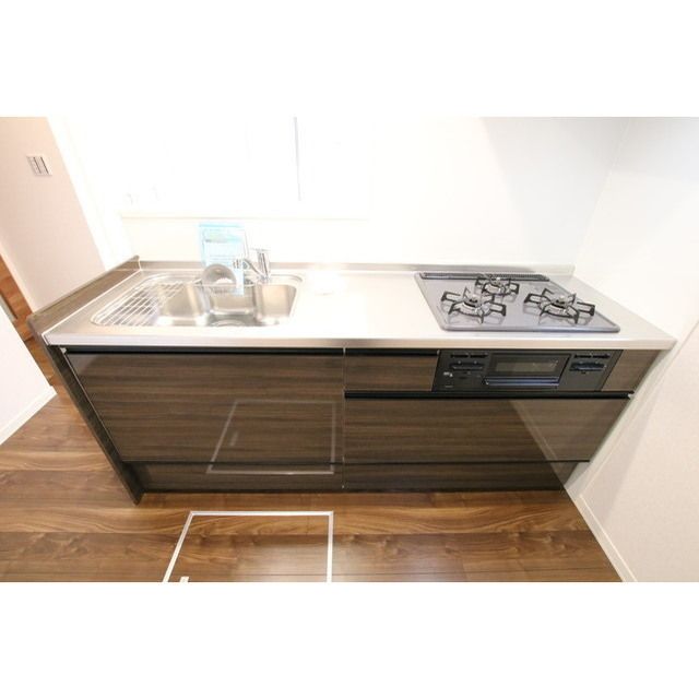 �y�L�b�`���z�@