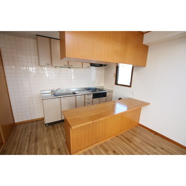 �y�L�b�`���z�@