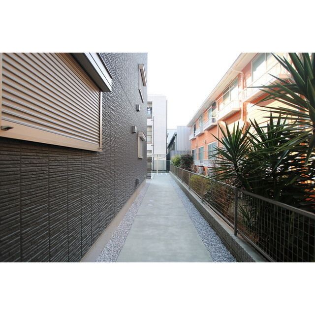 �y�G���g�����X�z�@