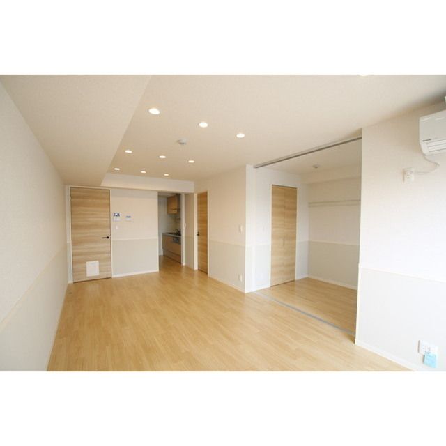 �y���̑������E�X�y�[�X�z�@