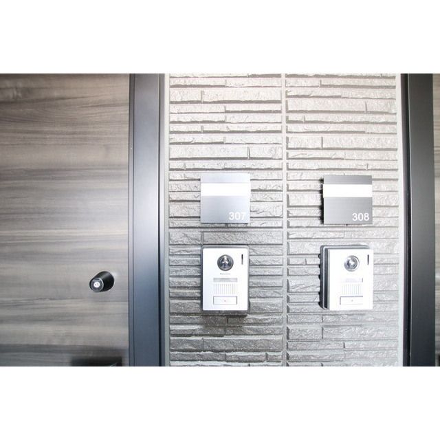 �y�Z�L�����e�B�z�@