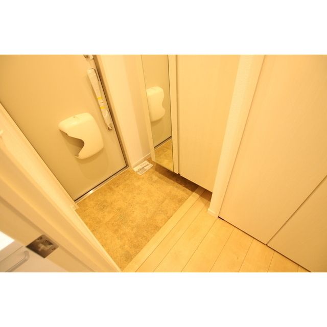 �y���ցz�@�V���[�Y�{�b�N�X�t��