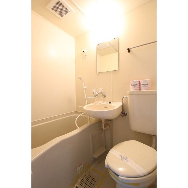 �y�g�C���z�@