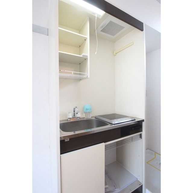 �y�L�b�`���z�@