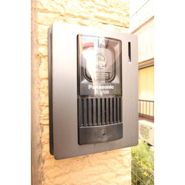 �y�Z�L�����e�B�z�@