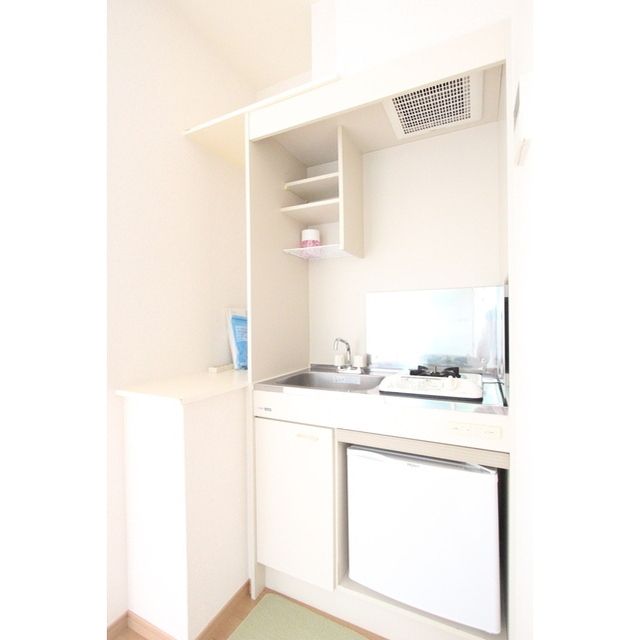 �y�L�b�`���z�@