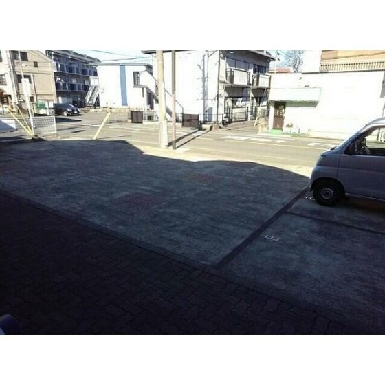 �y���]�z�@