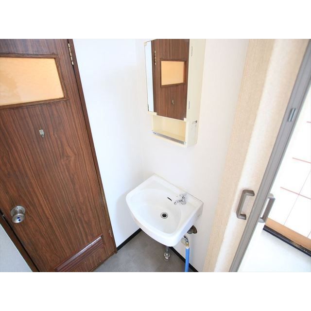 �y���ʏ��z�@