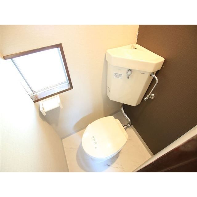 �y�g�C���z�@