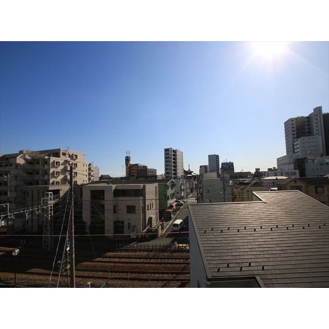 �y���]�z�@