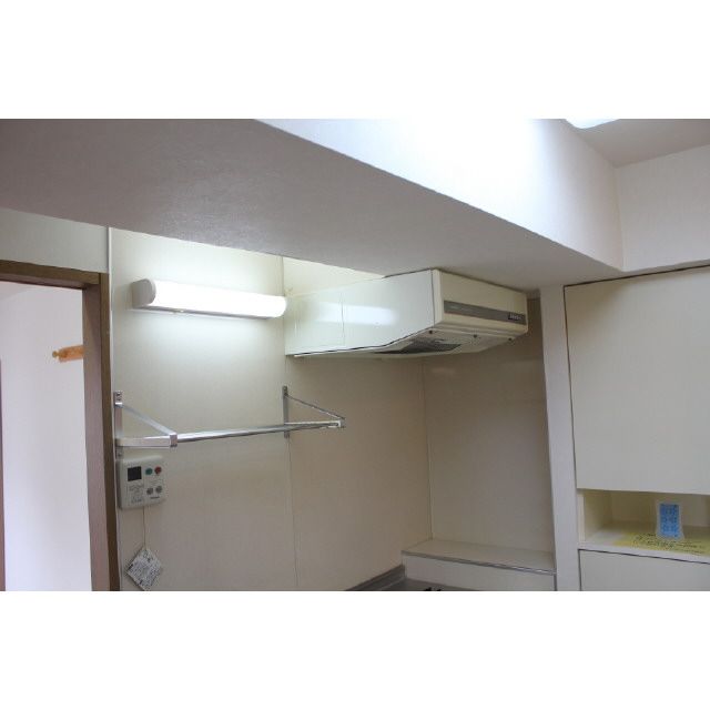 �y���̑��ݔ��z�@