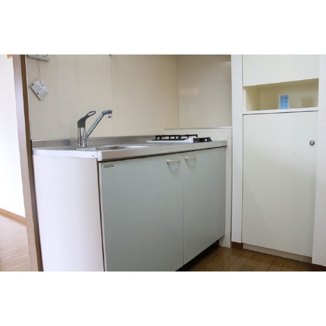 �y�L�b�`���z�@