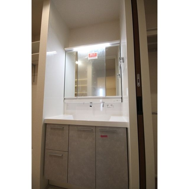 �y���ʏ��z�@