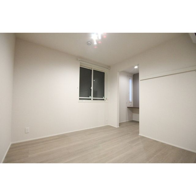 �y���̑������E�X�y�[�X�z�@