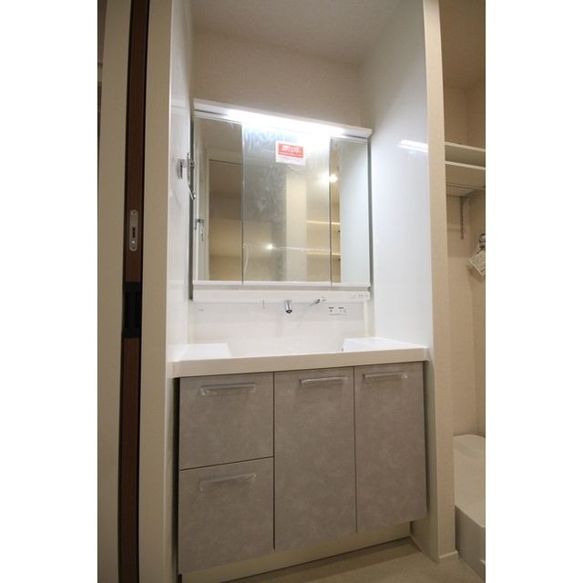 �y���ʏ��z�@