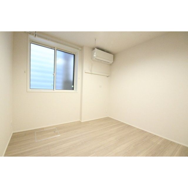 �y���̑������E�X�y�[�X�z�@